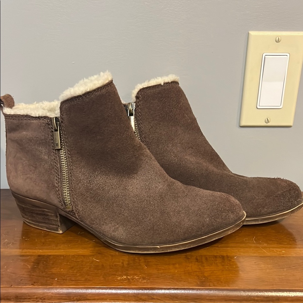 Lucky brand Brown Suede Ankle Boots dual side zipper , fur lined